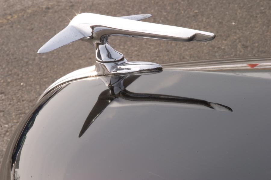 Детали экстерьера Lincoln Zephyr Coupe (HB-720) 1937 года  (фото 19 из 46)